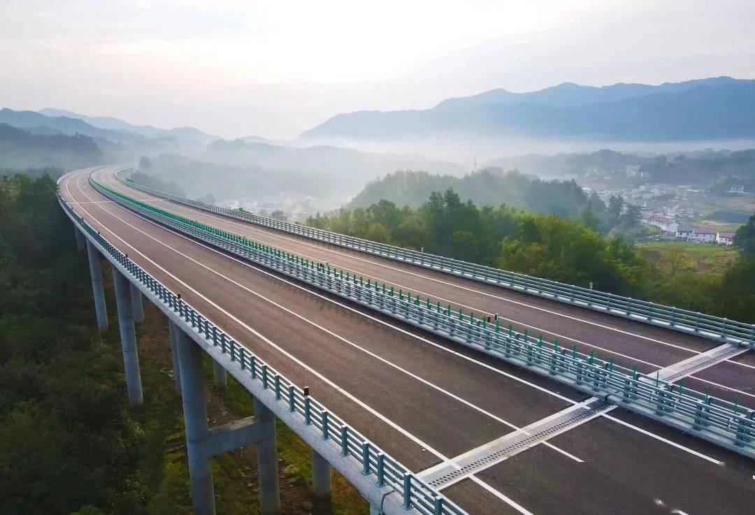 无岳高速正式通车_潜山_高速公路_武汉