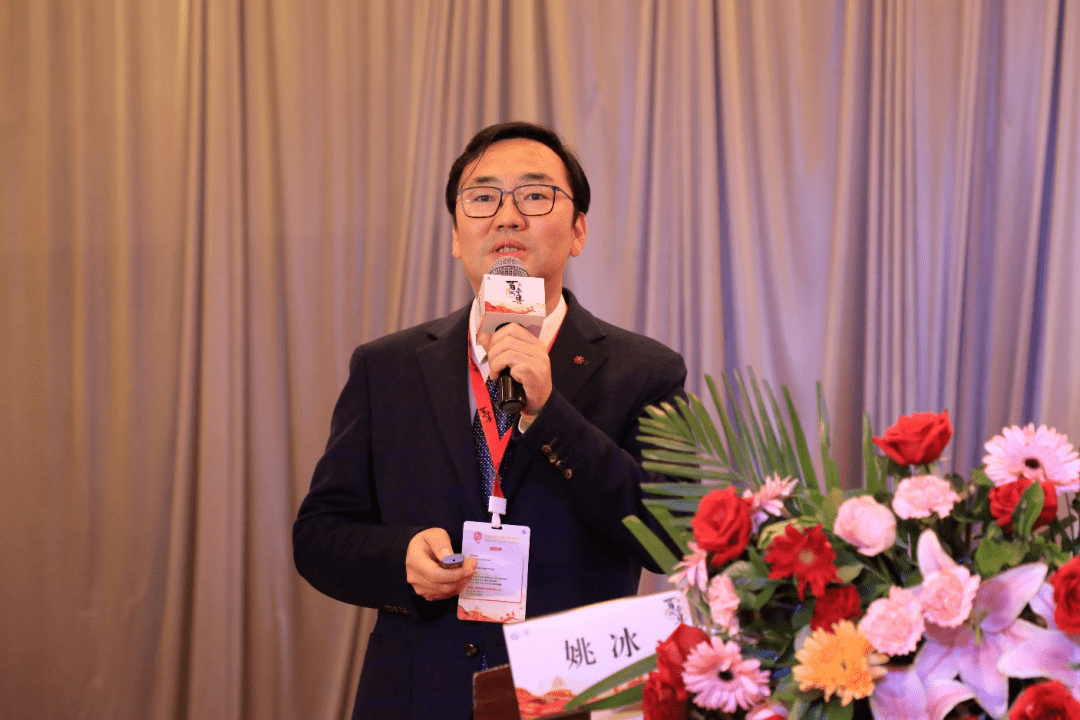 省肿瘤医院李霏教授分享一例驱动基因阴性的肺腺癌病例话题讨论环节