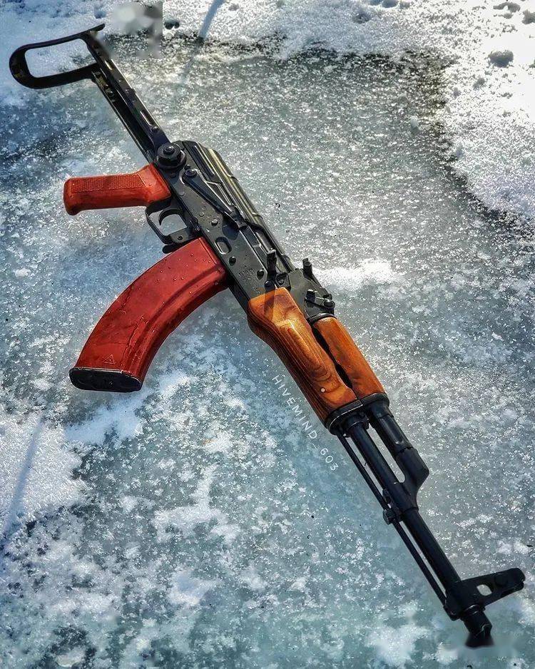 【ak风骚图】皮实耐操 没有一丝拖泥带水_战术_公众_备份