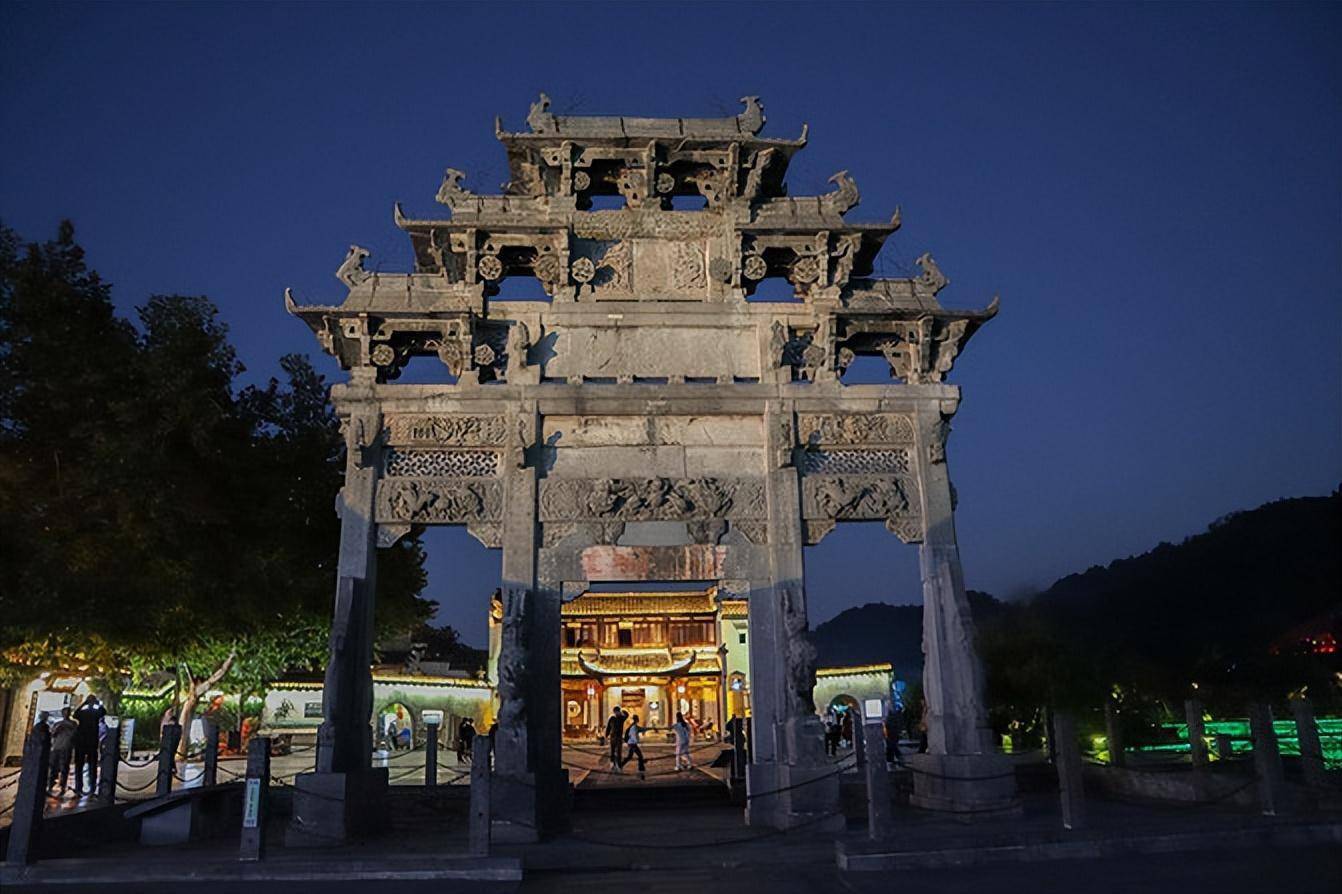 坊,敬爱堂,大夫第,西园,东园,青云轩,桃李园,旷古斋,瑞玉庭,追慕堂