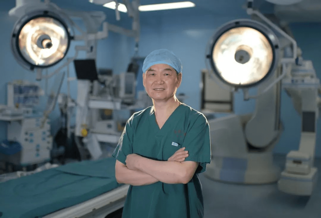 从赤脚医生到中国肝胆胰外科领军人,他的救世贡献被nature称赞_陈孝平