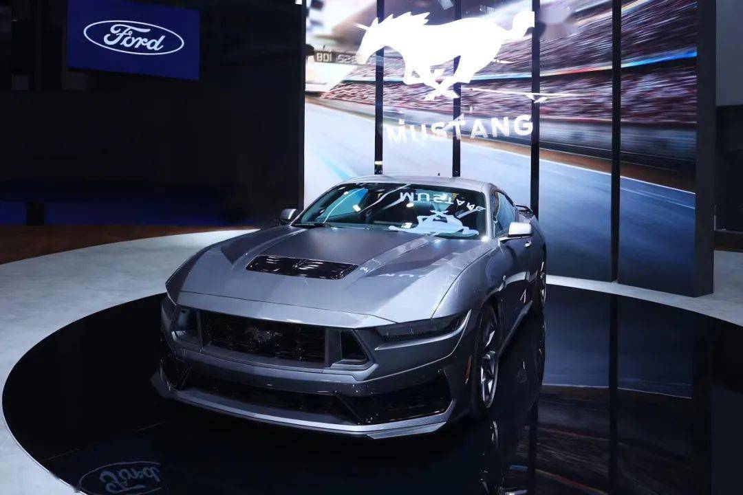 全新福特Mustang Dark Horse高性能跑车中国首秀 福特全明星车型在进博会与你“一路向野”_搜狐汽车_搜狐网