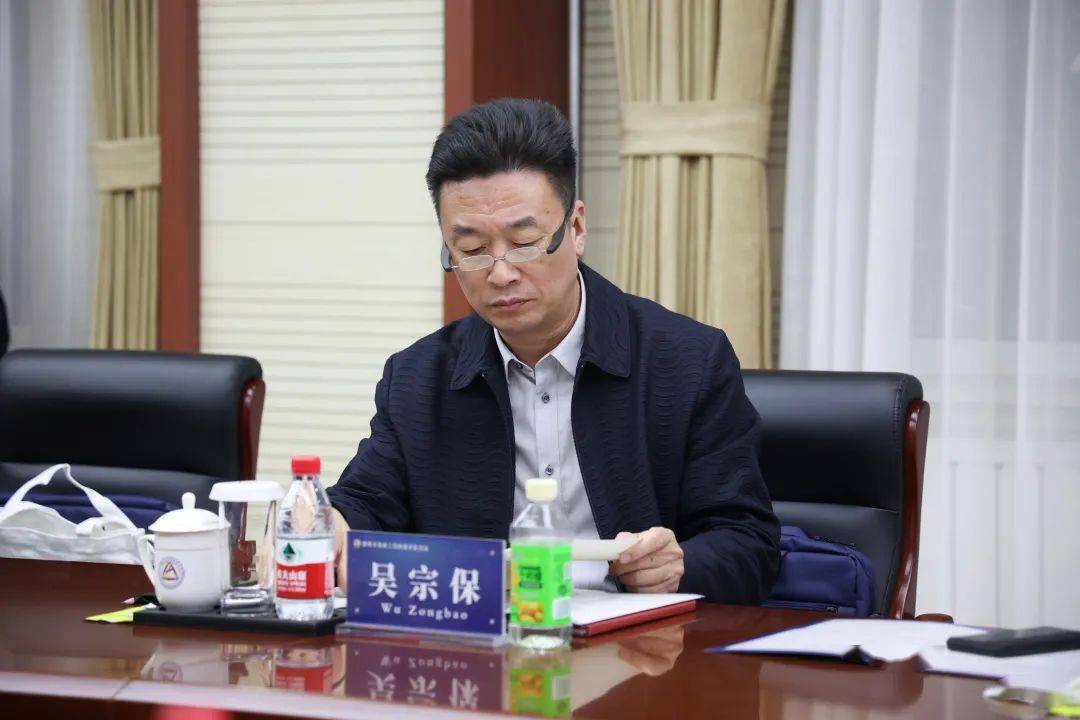 吴宗保专家现场交流讨论孔维军专家现场交流讨论刘建超专家现场交流