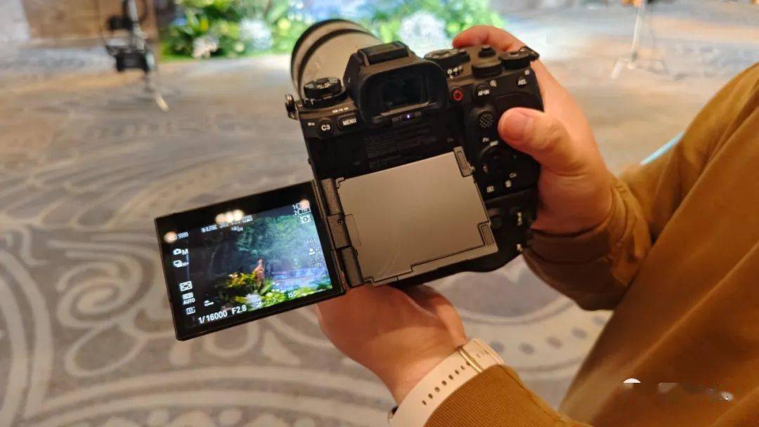 索尼α9 iii, 300/2.8gm 提前上手!_快门_新机_连拍