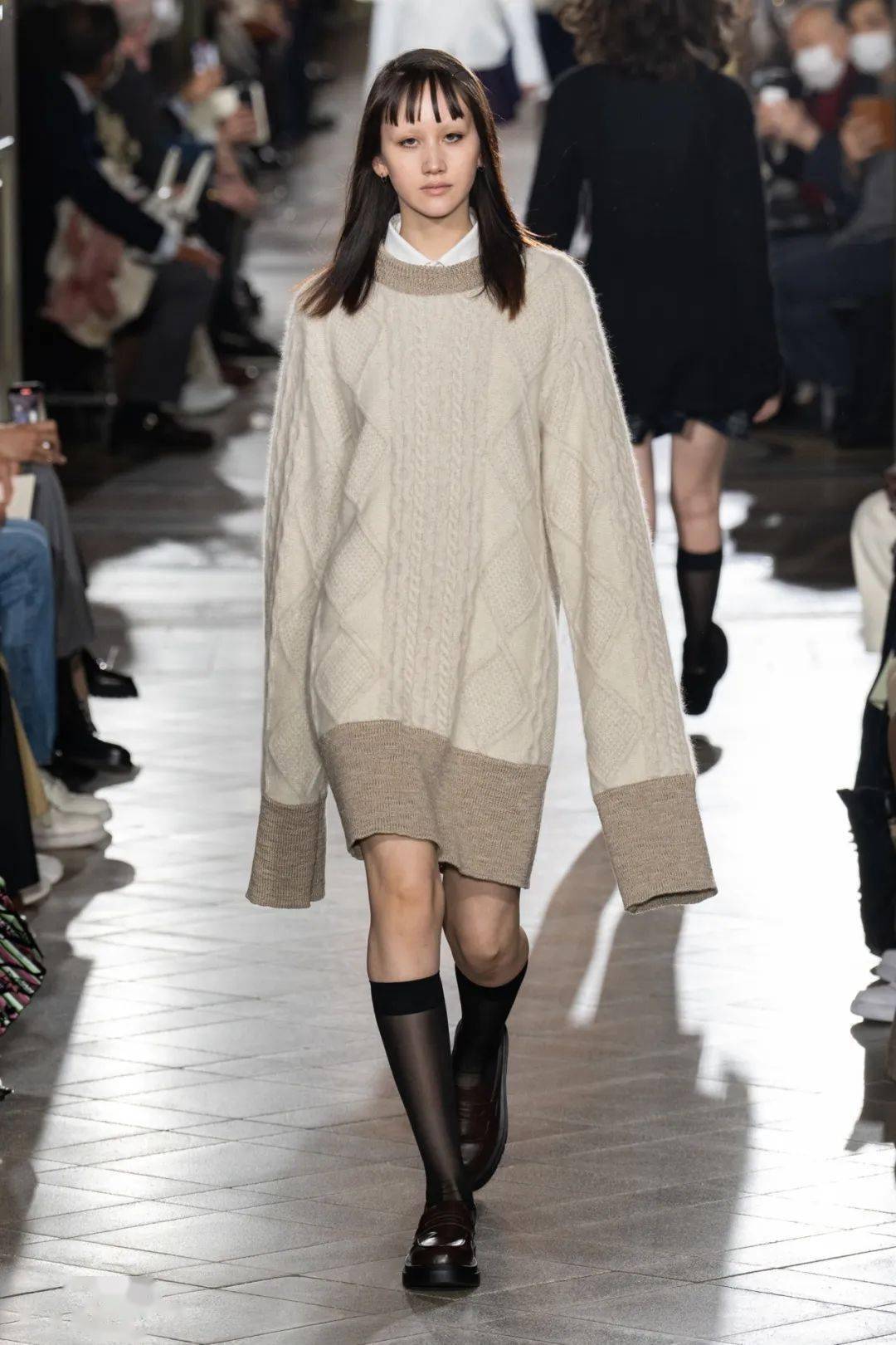 秀场上的30套时尚毛衣针织衫_分析_拉德_星标