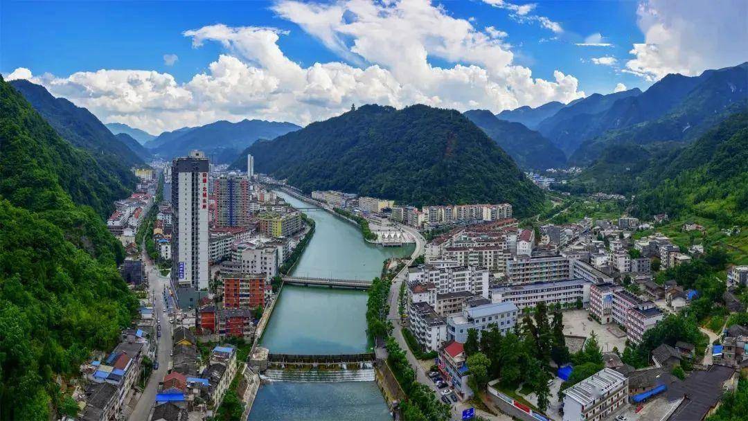 镇巴县城——兴隆镇(国家aaa级楮溪源景区)——观音