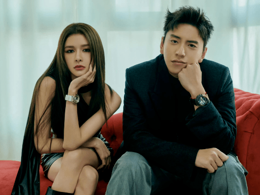 王大陆携新欢聚会,与友人谈笑风生不恋过往,女友被指不如蔡卓宜_恋情