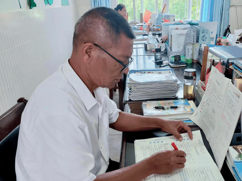 临沧这位老师上榜2023年第二批"云南好人"_杨红军_大山_南腊