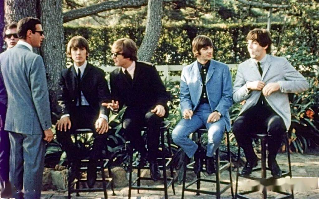 旧事照片:1964年 美国 披头士老照片_赫达·莫里逊_演出_花絮