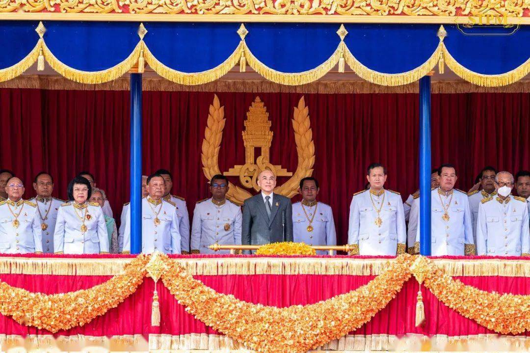昨金边举行柬埔寨70周年独立日庆典,韩桑林,洪森,赛冲亲王,坤淑达薇