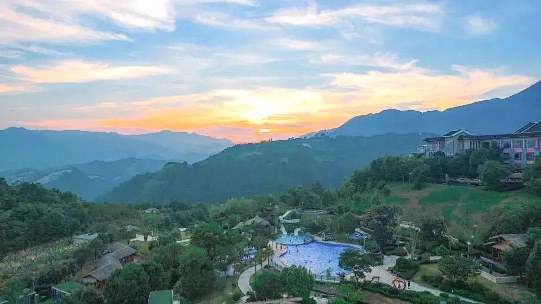 凭薛之谦演唱会门票可享泰顺景区专享优惠→_温泉度假村_程序上