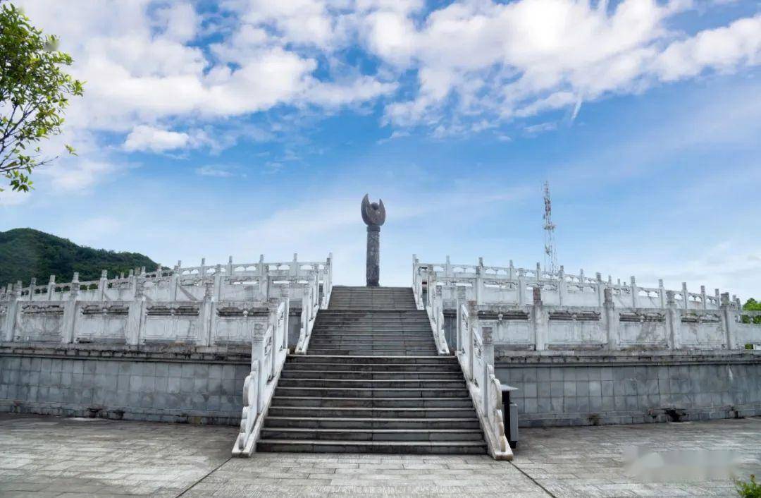 漫步镇巴毓秀小城,感受别样风情~_镇巴县_革命_草坝