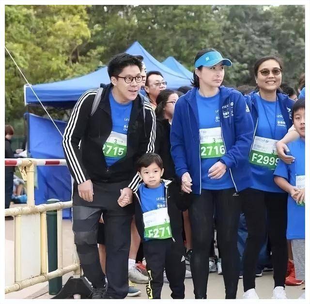 走马上任,总局官宣新职务,郭晶晶亮相新岗位,三个儿女现身助阵_生活