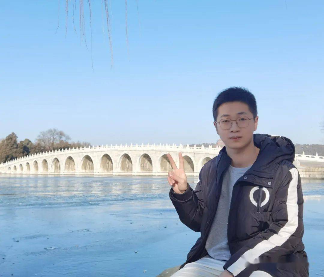 龙湾中学迎来4名新老师!有2个清华…_竞赛_全国_一等奖