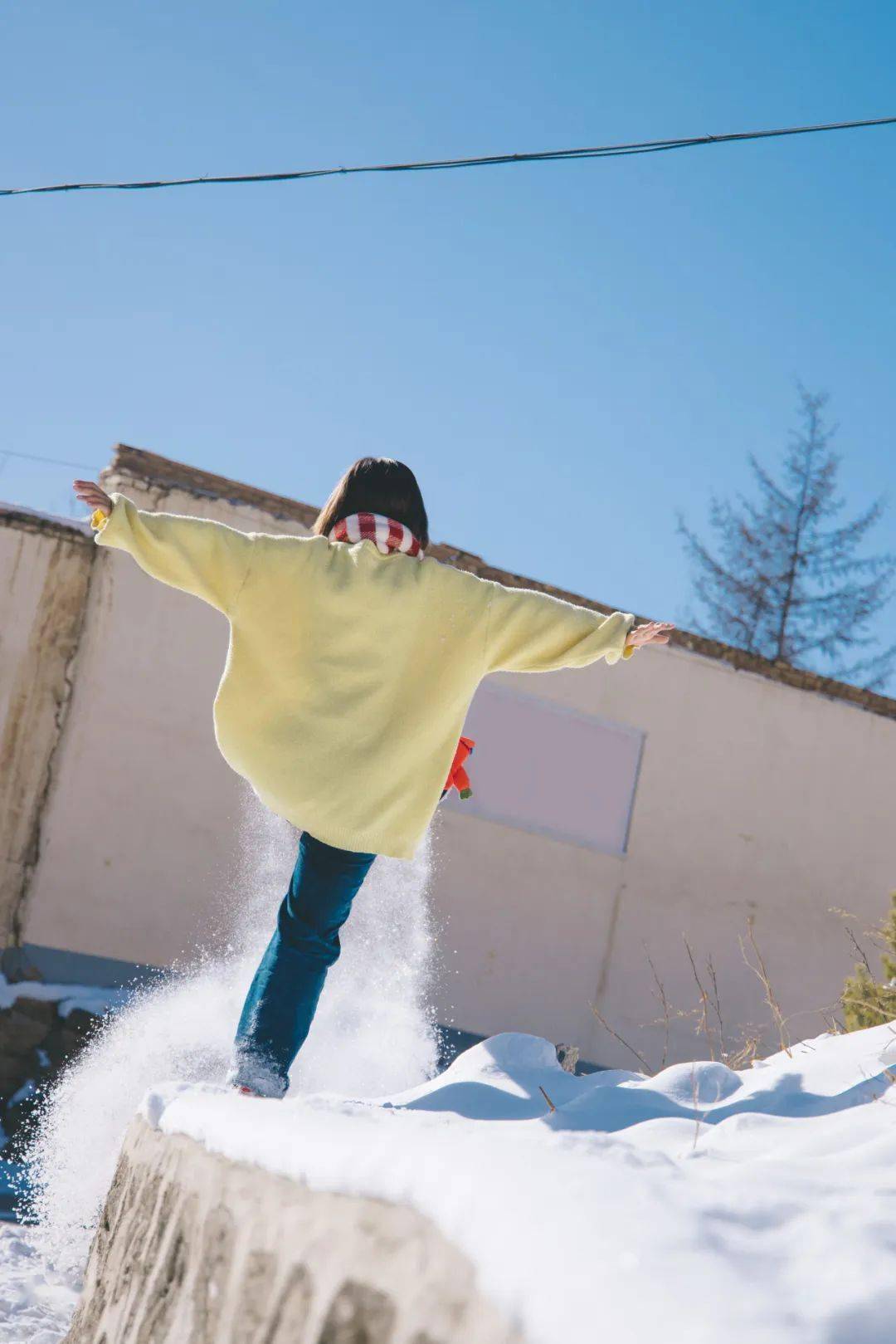 雪迷山徑,今冬萃英有霽色_攝影_校園_璐璐