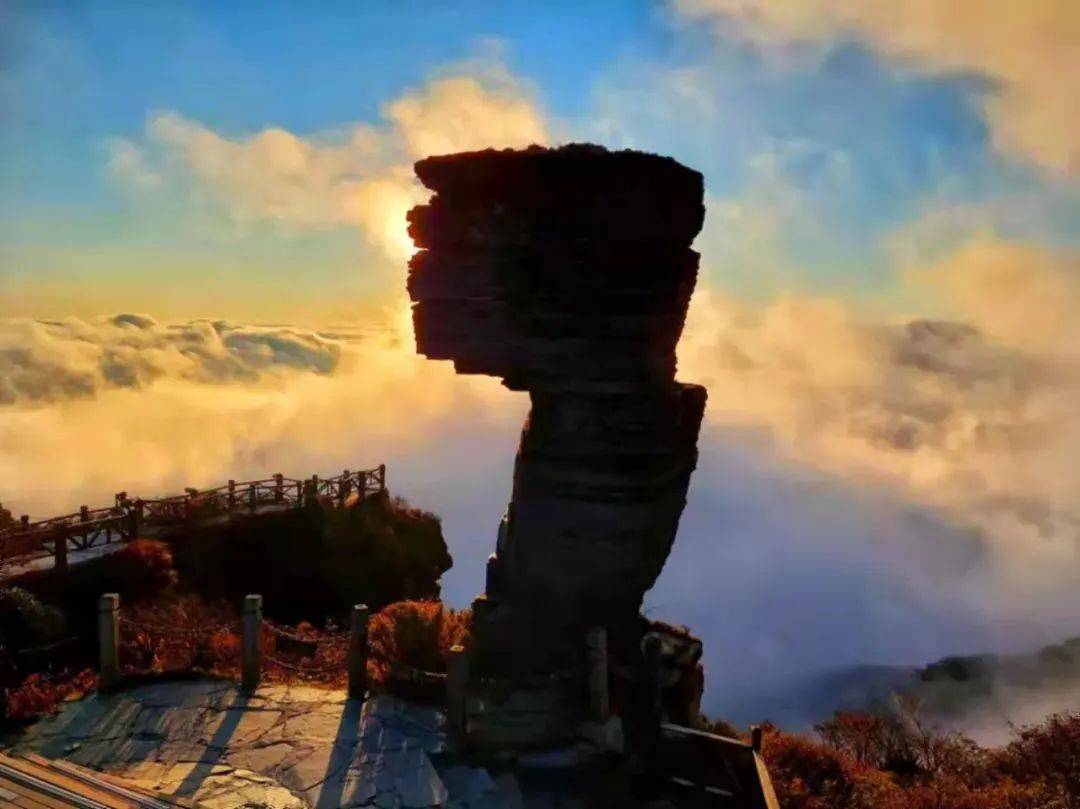 贵州梵净山的秋冬美到了极致!