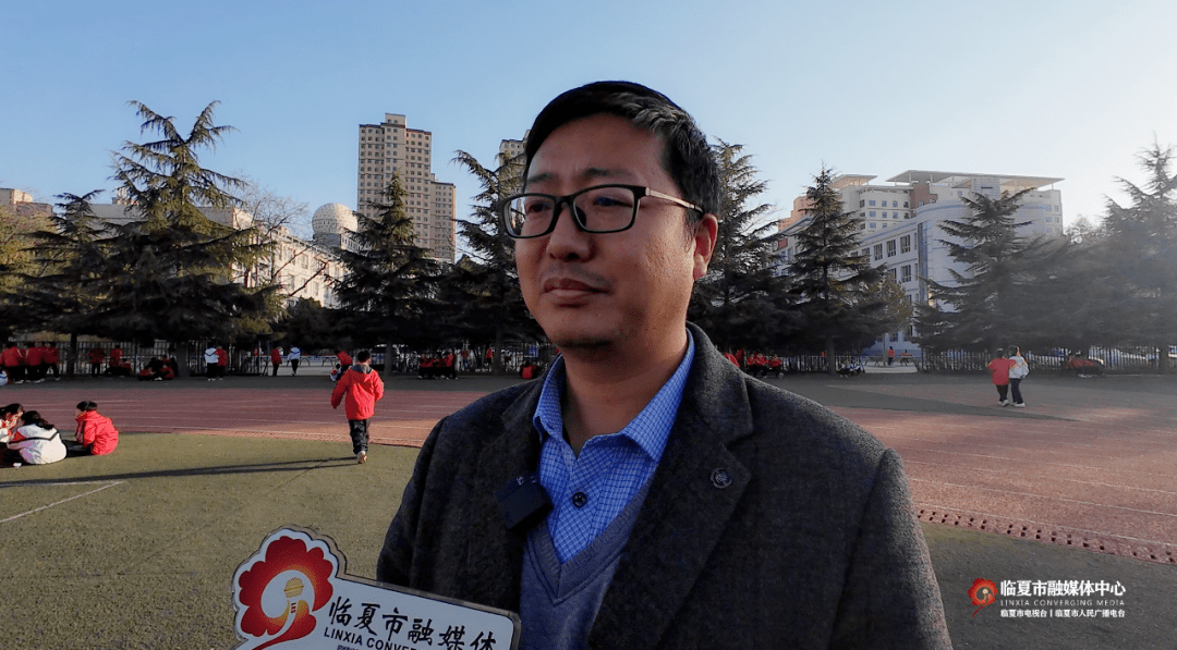 临夏市第一中学德育副校长 贾伟:我校严格按照上级部门的要求,落实