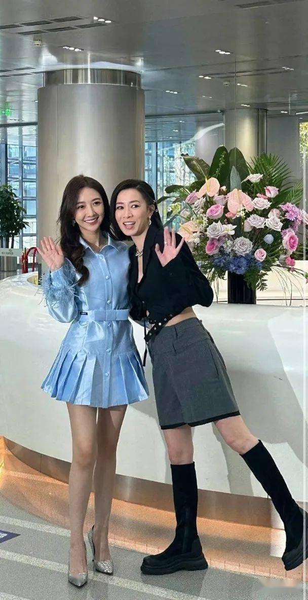 另外,阿佘又在粉丝见面会玩谢马国明,搞到汤洛雯"未