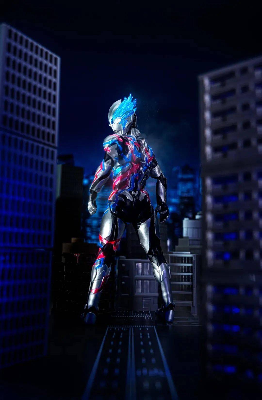 国内新品shfiguarts布莱泽奥特曼正式发售抓住你的那片彩虹吧