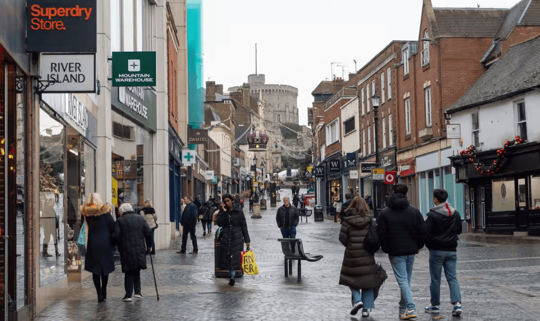 诺丁汉市议会可能宣布破产!本周末将迎来狮子座流星雨!