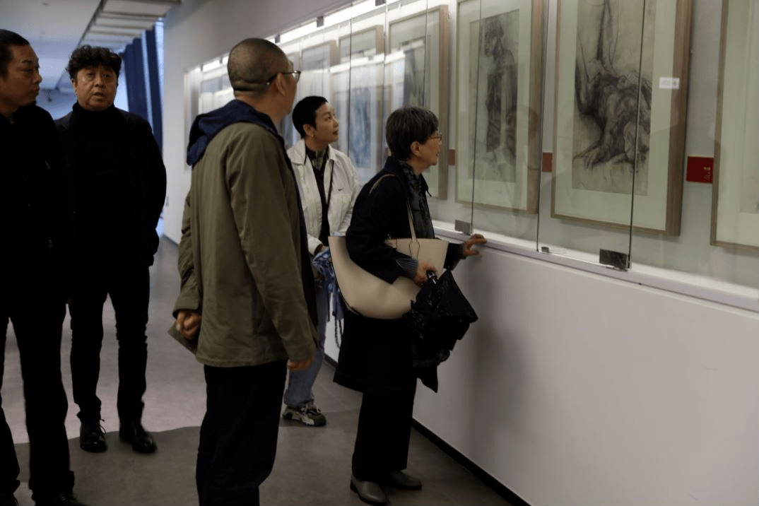 院藏作品展中国美术学院绘画艺术学院校友会第一届理事会成员名单顾