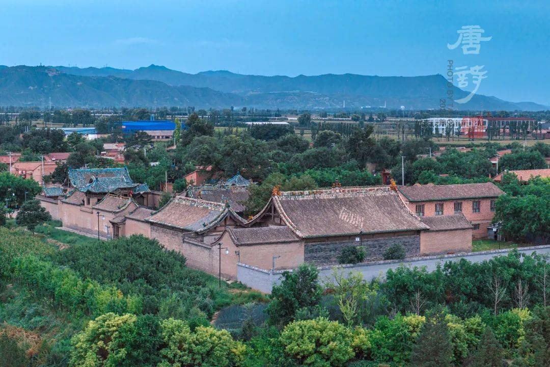 古寺巡礼|苏唐诗:一个深藏于山西太谷的古寺庙竟然如此惊艳_摄影_戏台