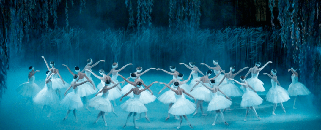 邀你共赏风靡全球的百年经典《天鹅湖》_芭蕾舞剧_演出_俄罗斯