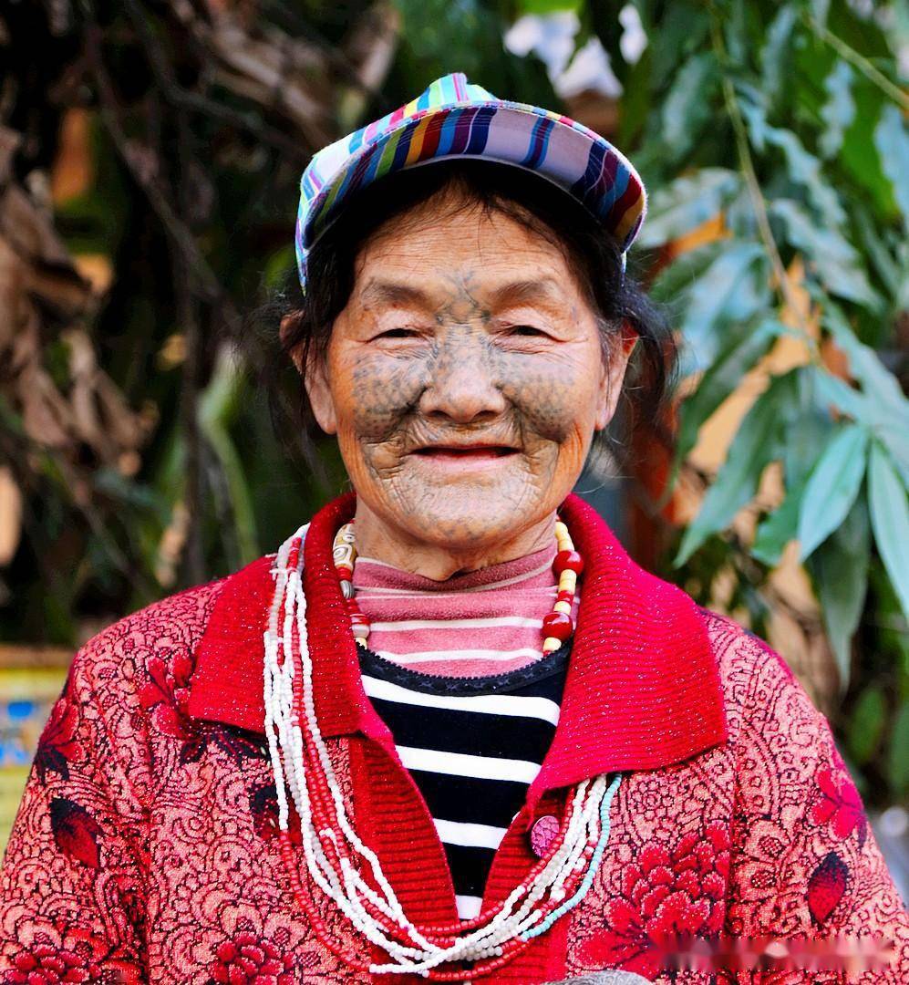 《三江并流行》探秘遥远的独龙江,寻访神秘的纹面女