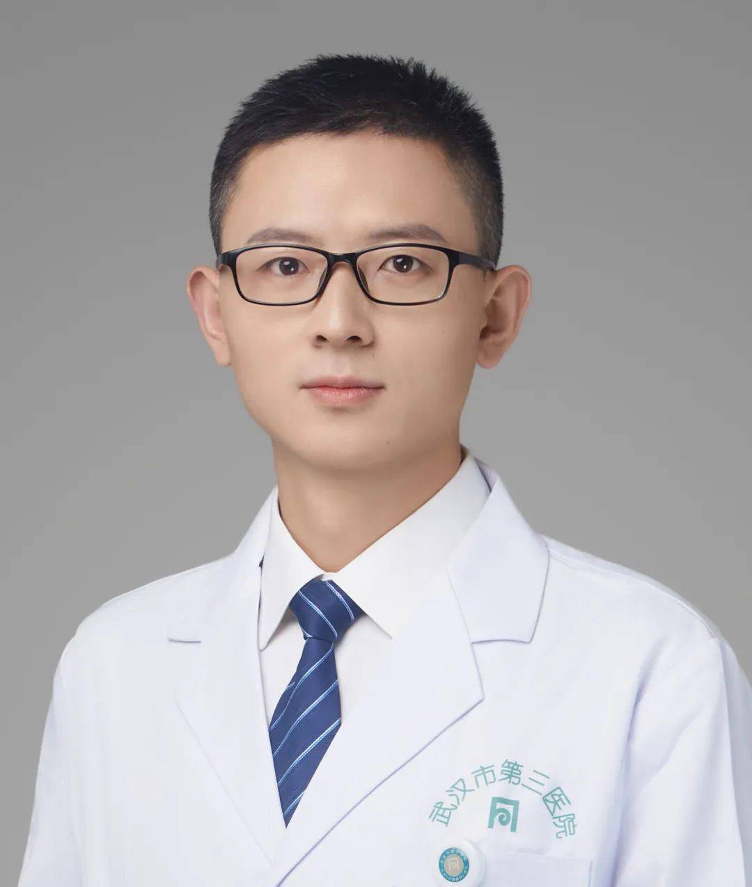 张卫东主治医师2012年毕业于武汉大学医学院,医学硕士,主持科研项目2