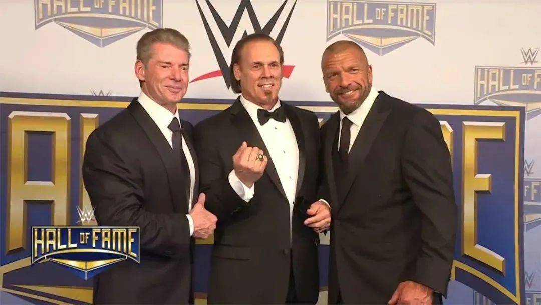 斯汀在wwe期间,就曾多次提议安排自己与送葬者的梦幻对决,可惜遭到了