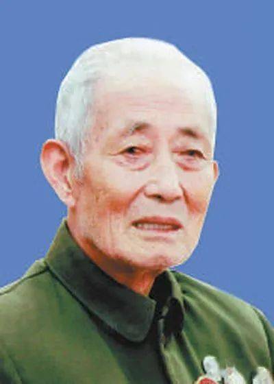 孙景坤,男,汉族,1924年10月生,中共党员,辽宁省丹