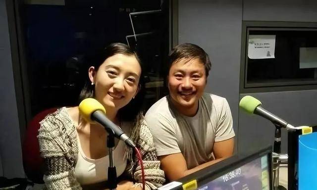 "娱乐圈风波:好友婚姻破裂,何炅心情沉重"_吴静一_陈翰宾_事业