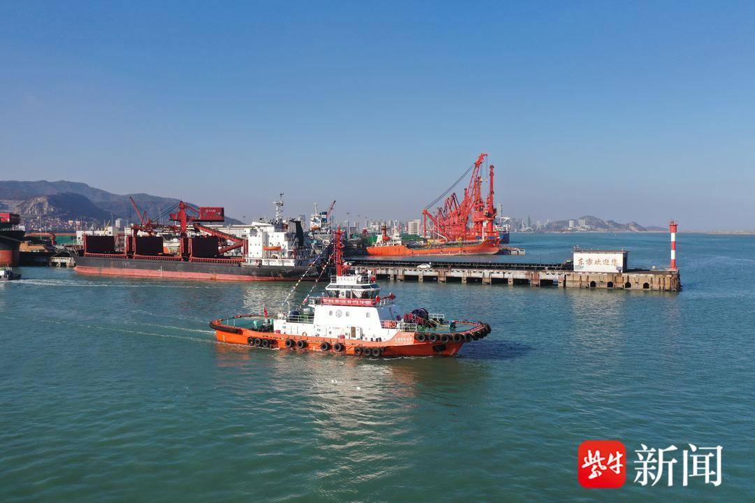 国内最大马力纯电动拖轮在连云港交付启用_建设_污染物_作业