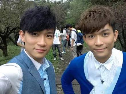 罗晋罗晋,籍贯江西铜鼓,客家