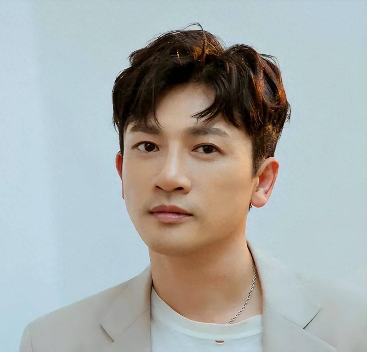 苏有朋也是受害者_金融_家族_投资产品