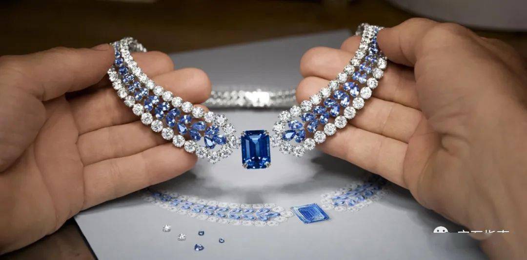 鉴赏|海瑞温斯顿royal adornments高级珠宝系列viscountess蓝宝石和