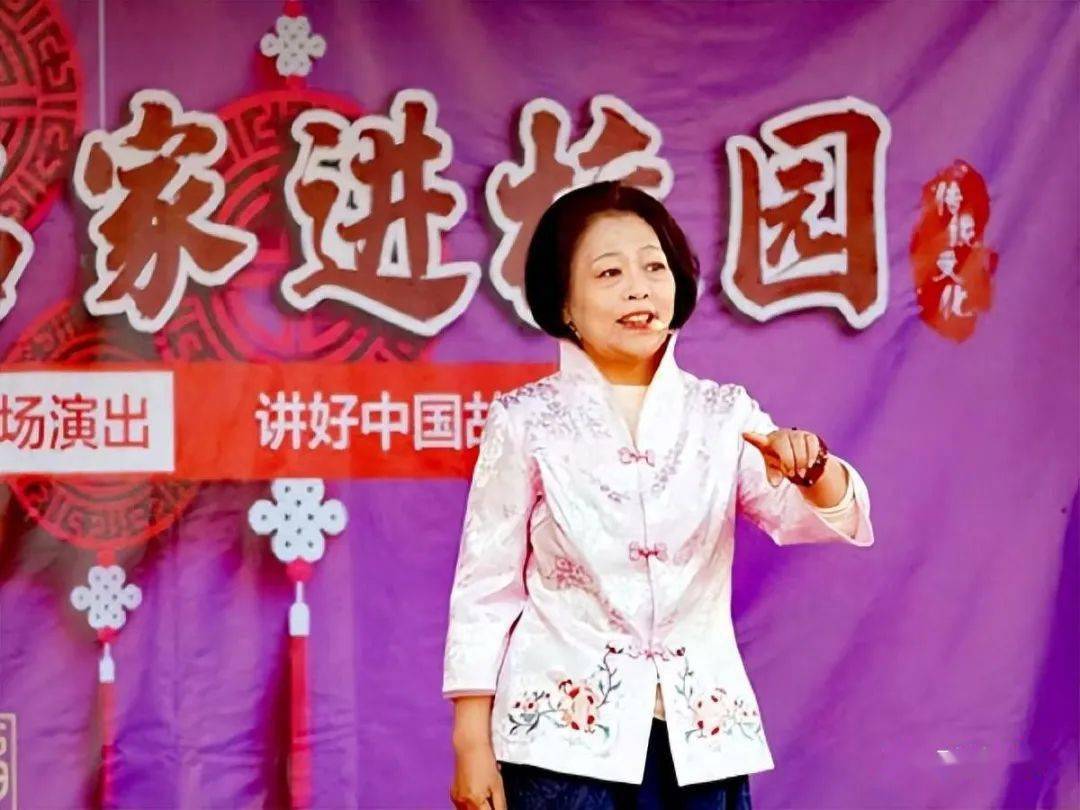 评书艺术家袁田带领袁派评书走进河北校园_文化_北京_艺术界