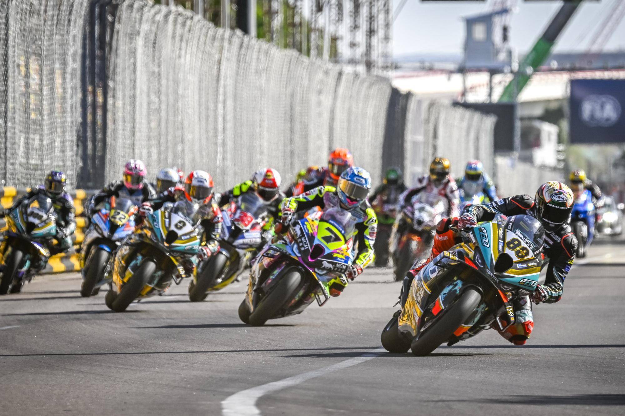 2023 澳门格兰披治摩托车大赛,赫尔文夺得冠军_比赛_托德_来自