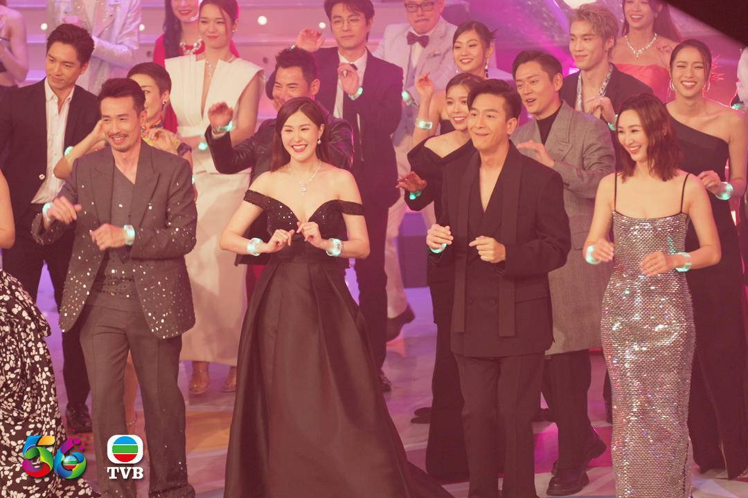 tvb台庆悄然落幕,荧幕cp胡枫罗兰亮相_表演_刘德华_贺台庆