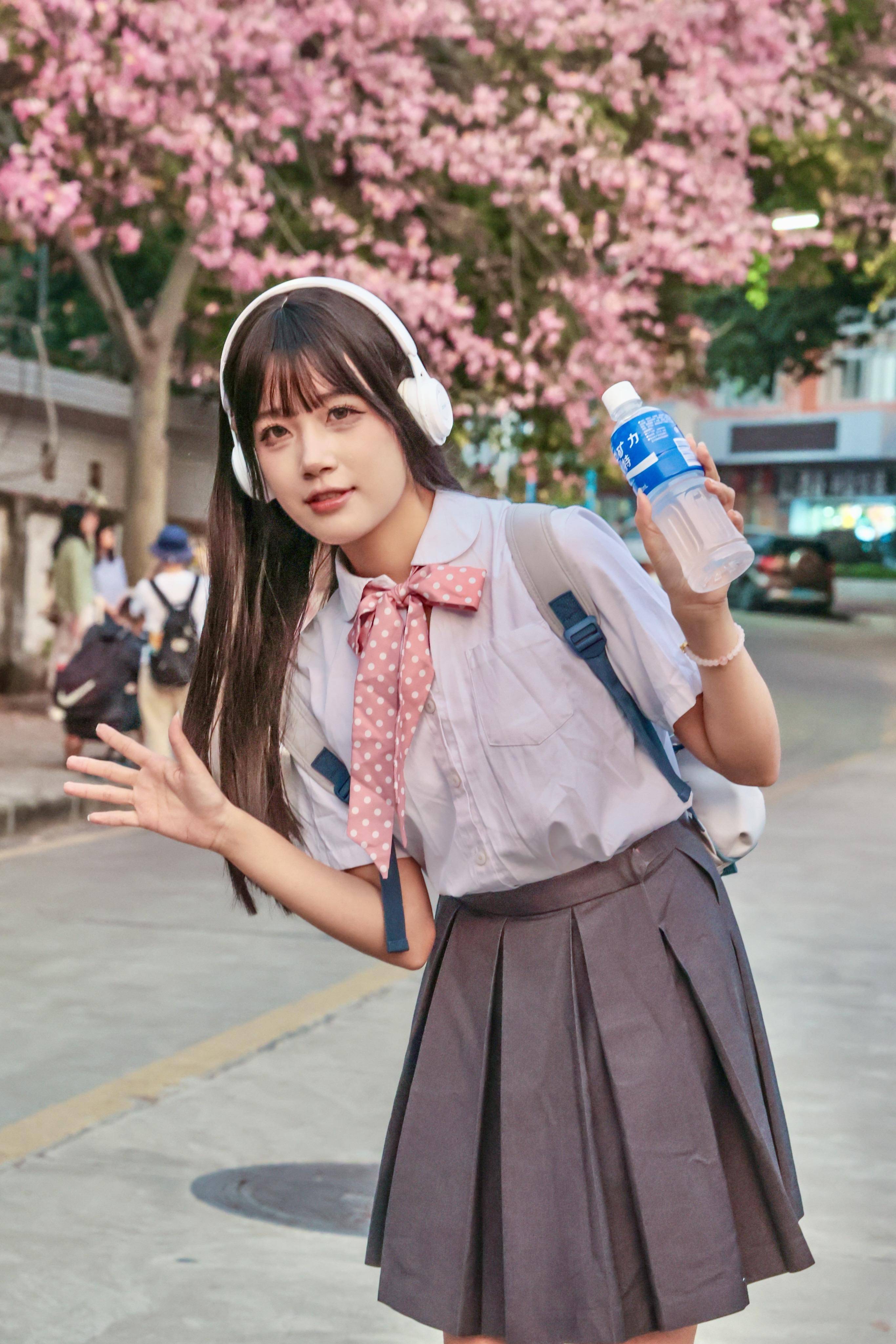 【视频】华师校花呼唤你前来打卡!