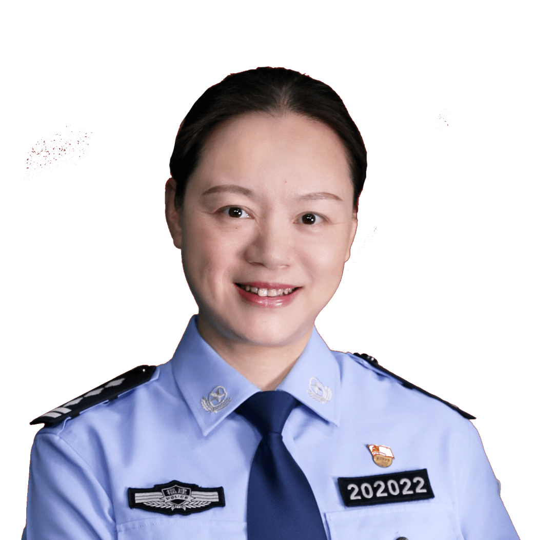 警察故事 | 从飒爽女武警到贴心女民警,她把对群众的爱写在三尺窗口