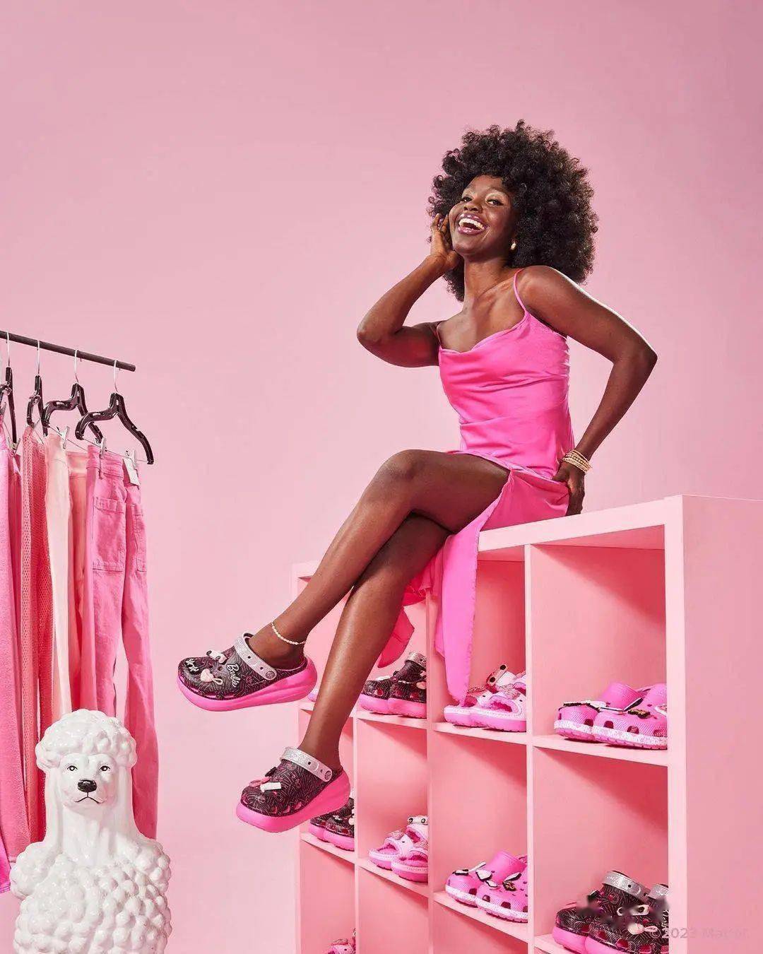 万物皆可"barbie"!女性先锋?_芭比_粉色_品牌