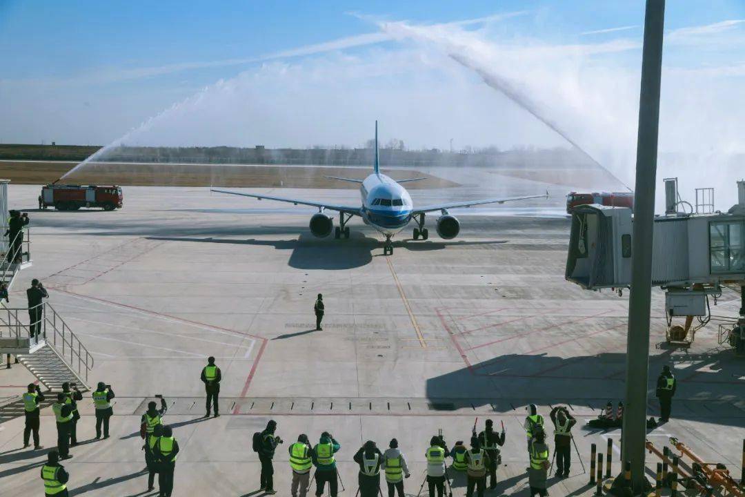 今天,安阳红旗渠机场正式通航!_濮阳市_豫北_航空