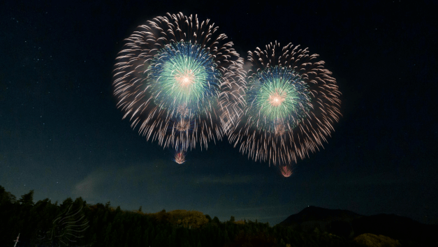 又又又一场演唱会,就在本周!_青春_中心_烟花