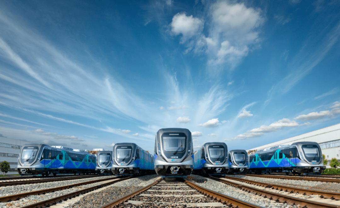 时速160公里市域a型车投入运营_成都_地铁_列车