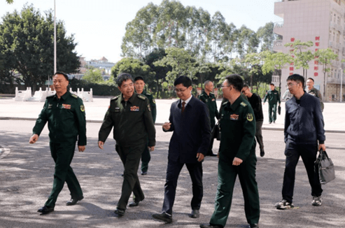 广州武警学院历任院长图片