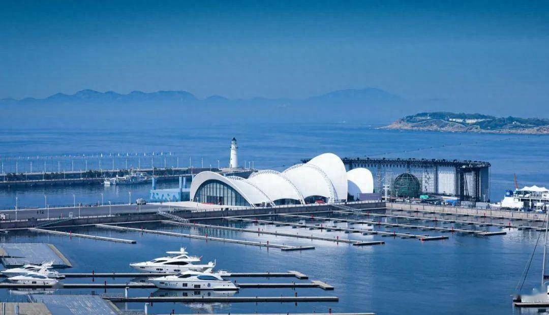 青岛奥帆海洋文化旅游区融入城市休闲生活—— 海风吟 漾诗意_游客