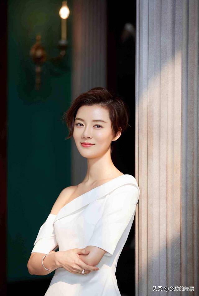 富婆车晓,闪婚山西首富,离婚获一亿分手费,现热衷于直播捞金_生活