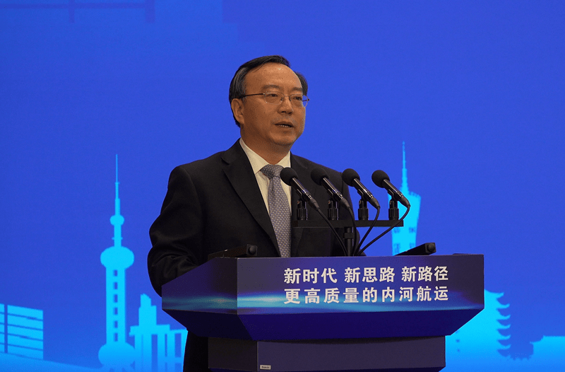 安徽省交通运输厅党组书记,厅长聂爱国参加主论坛,并作了题为《乘势而