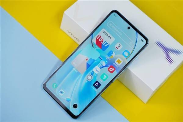 512GB手机仅售1599元！vivo Y100i图赏(图5)